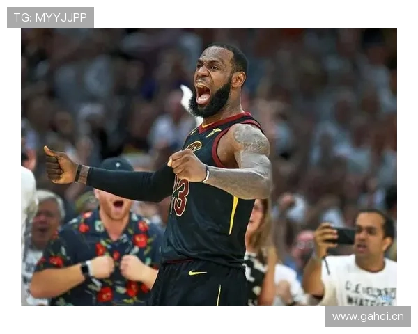 詹皇未决退役计划 单核季后赛成终章？